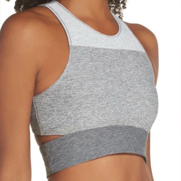 Outdoor Voices Grey Neutral Tri-Color Slashback Cutout Crop Top Size Small - Picture 6 of 7